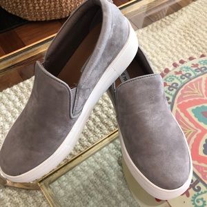 Steve Madden grey suede sneakers women’s sz 7.5